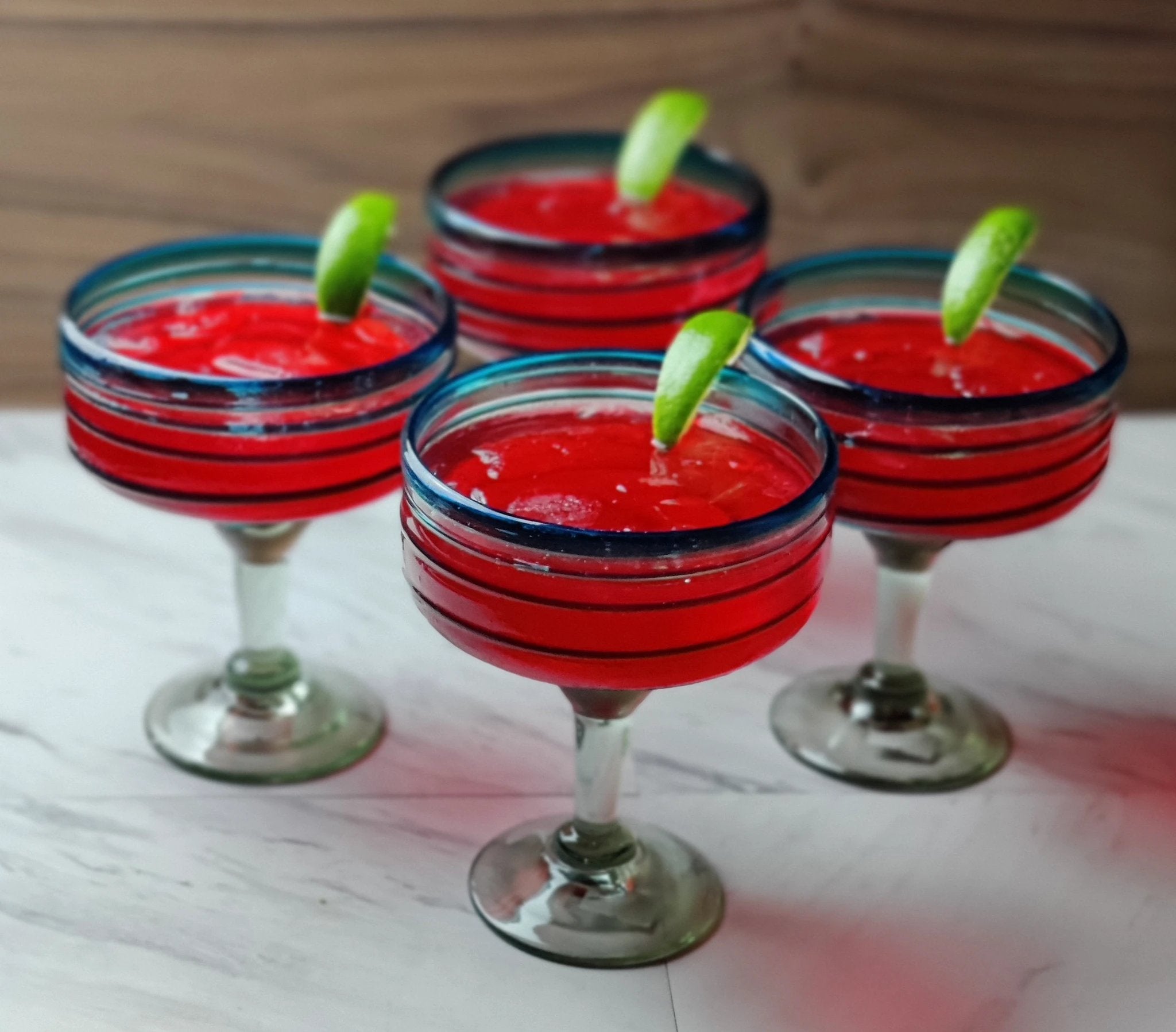 Mexican Hand Blown Glass – Set of 4 Hand Blown Margarita Glasses (16 oz) with Aqua Spiral Design by Dos Sueños