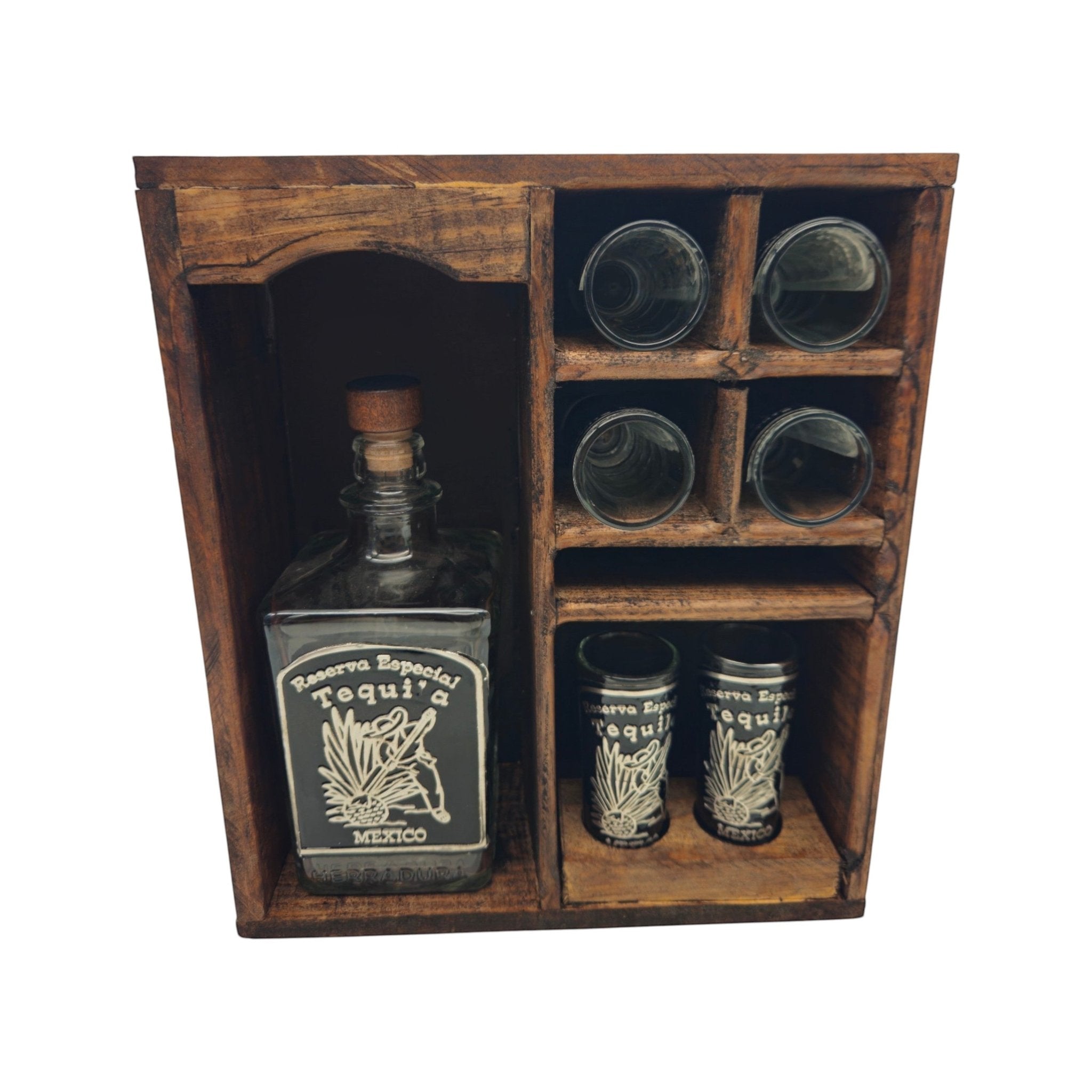 Mexican Tequila Decanter & Shot Glass Set | Rustic Wooden Display Mexican Decanter La Vie Bien Mexican Tequila Decanter & Shot Glass Set | Rustic Wooden Display