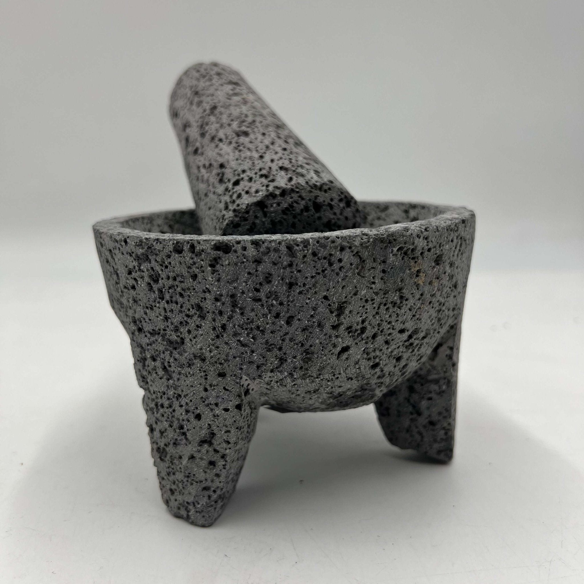 Mexican Volcanic Stone Molcajete | Handmade Mortar and Pestle Mexican Molcajete La Vie Bien Mexican Volcanic Stone Molcajete | Handmade Mortar and Pestle