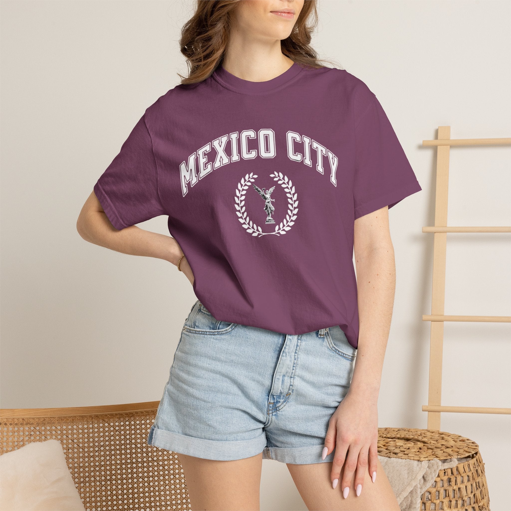 Mexico City Vintage Tee — Laurel Crest with Monumento a la Independencia Graphic T-Shirt T-Shirt La Vie Bien Mexico City Vintage Tee — Laurel Crest with Monumento a la Independencia Graphic T-Shirt