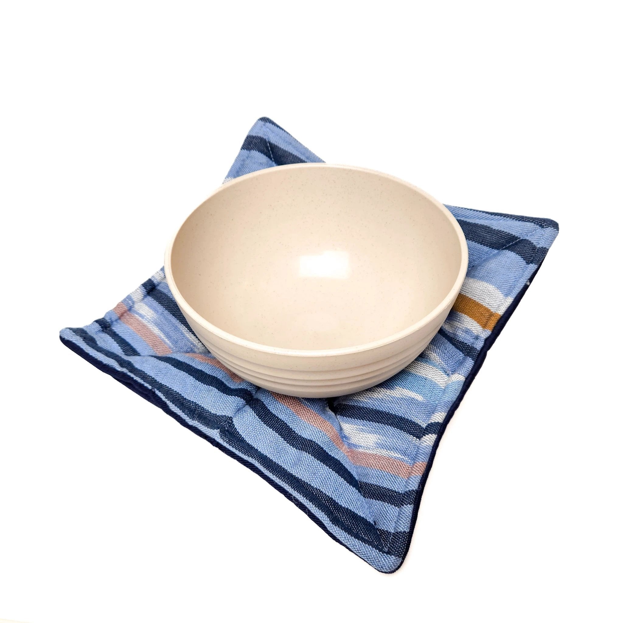 Microwave Bowl Cozy by Upavim Crafts