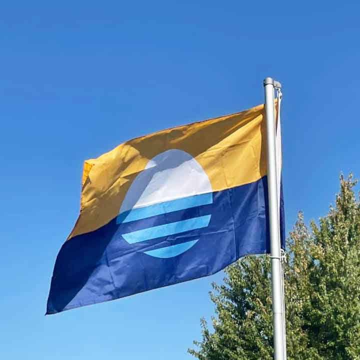 Milwaukee People's Flag Flag La Vie Bien Milwaukee People's Flag