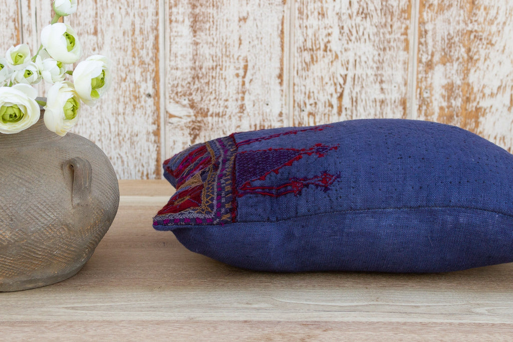 Mima Antique Indigo Grain Sack Pillow Pillow La Vie Bien Mima Antique Indigo Grain Sack Pillow