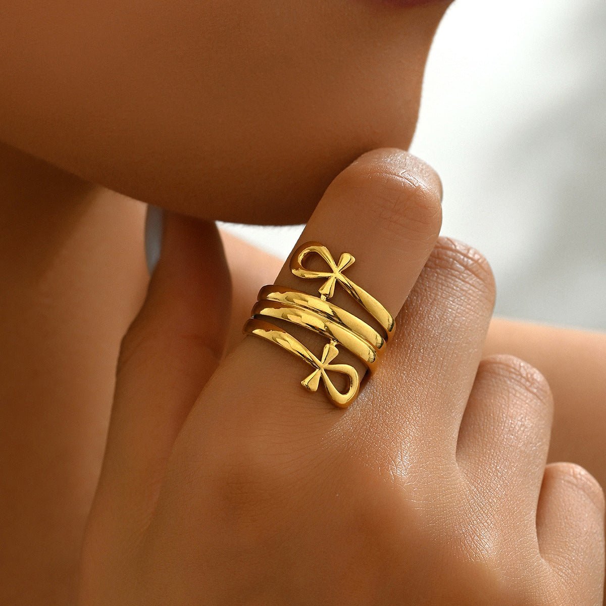 Minimalist Bow Design Statement Ring (MAC411) La Vie Bien Minimalist Bow Design Statement Ring (MAC411)