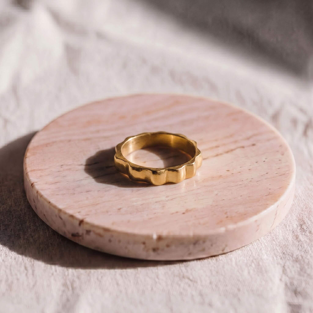 Misi Brass Cobblestone Style Band Ring Unisex Rings La Vie Bien Misi Brass Cobblestone Style Band Ring Unisex