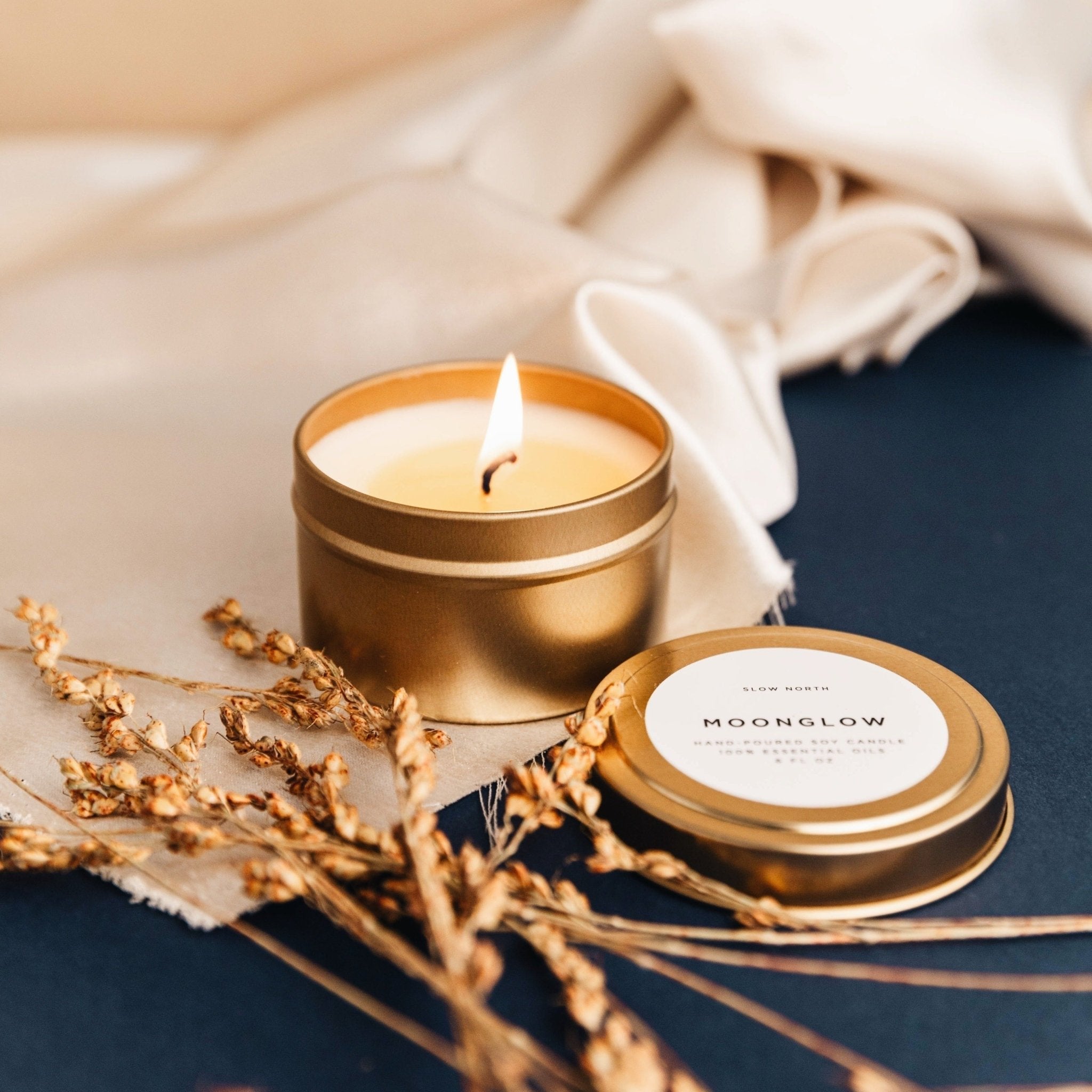 Moonglow - Patchouli + Cinnamon + Black Pepper Travel Tin Candles La Vie Bien Moonglow - Patchouli + Cinnamon + Black Pepper