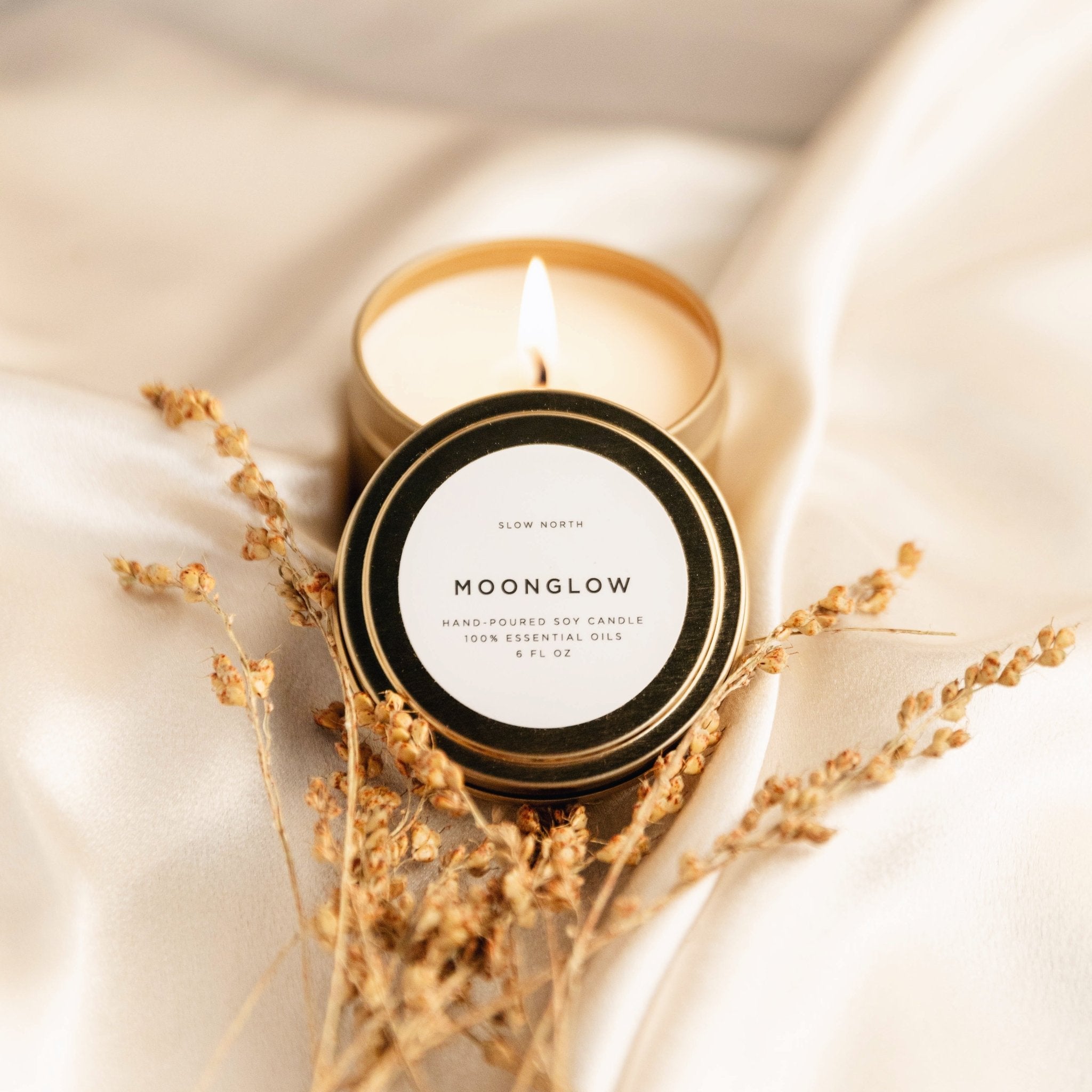 Moonglow - Patchouli + Cinnamon + Black Pepper Travel Tin Candles La Vie Bien Moonglow - Patchouli + Cinnamon + Black Pepper