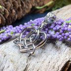 Mother's Knot Celtic Necklace in Sterling Silver Pendant La Vie Bien Mother's Knot Celtic Necklace in Sterling Silver