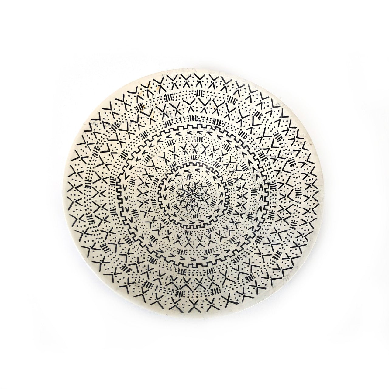Mud Cloth Natural Platter - 10" La Vie Bien Mud Cloth Natural Platter - 10"
