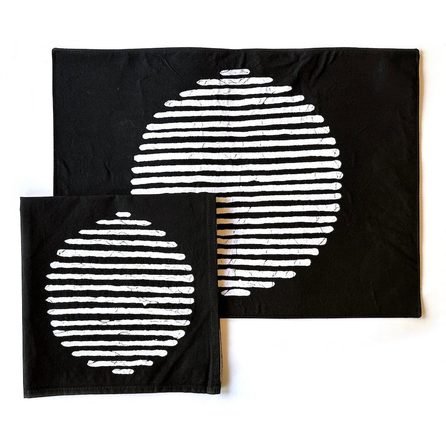 Mwedzi Black Napkins - Set of 2 La Vie Bien Mwedzi Black Napkins - Set of 2
