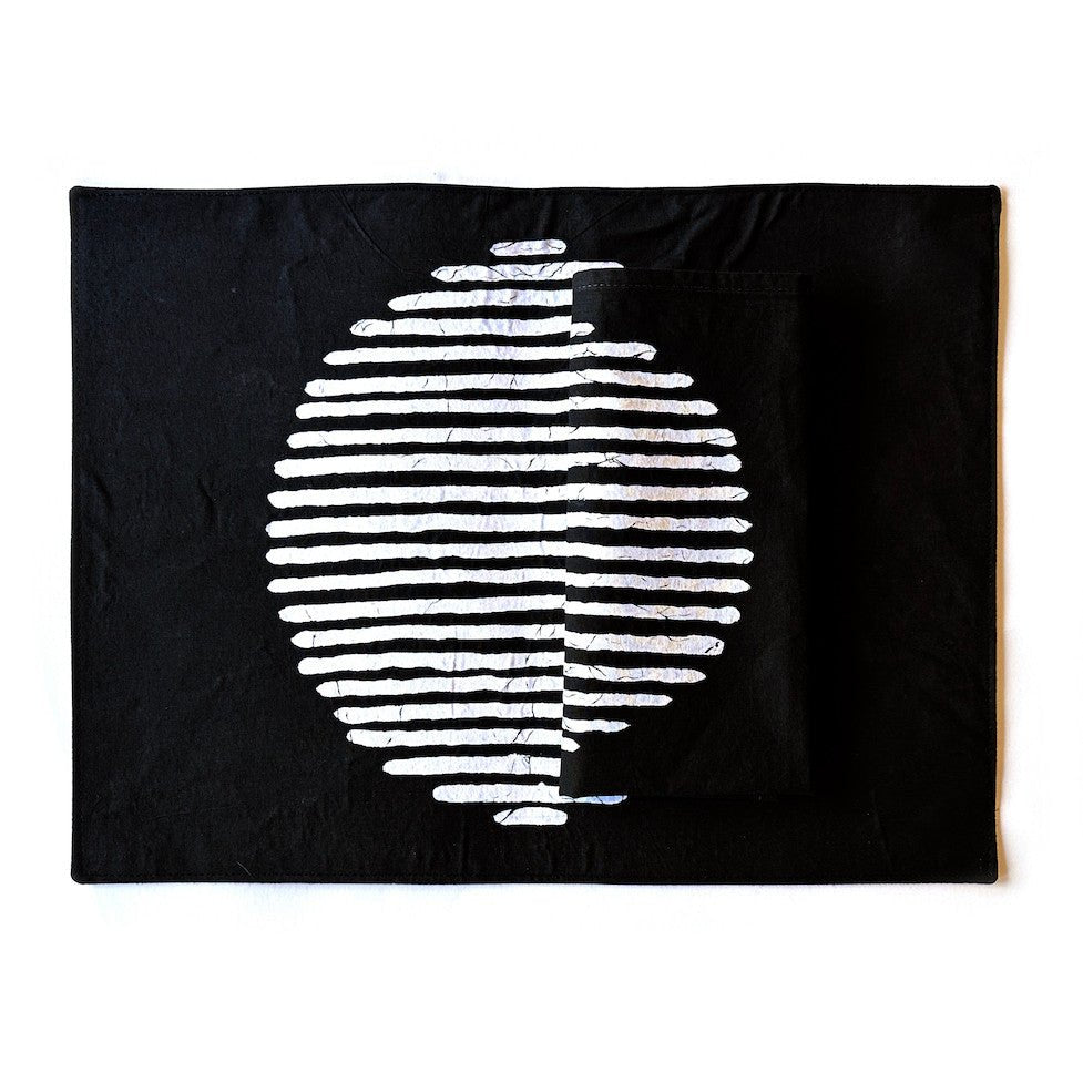 Mwedzi Black Placemats - Set of 2 La Vie Bien Mwedzi Black Placemats - Set of 2