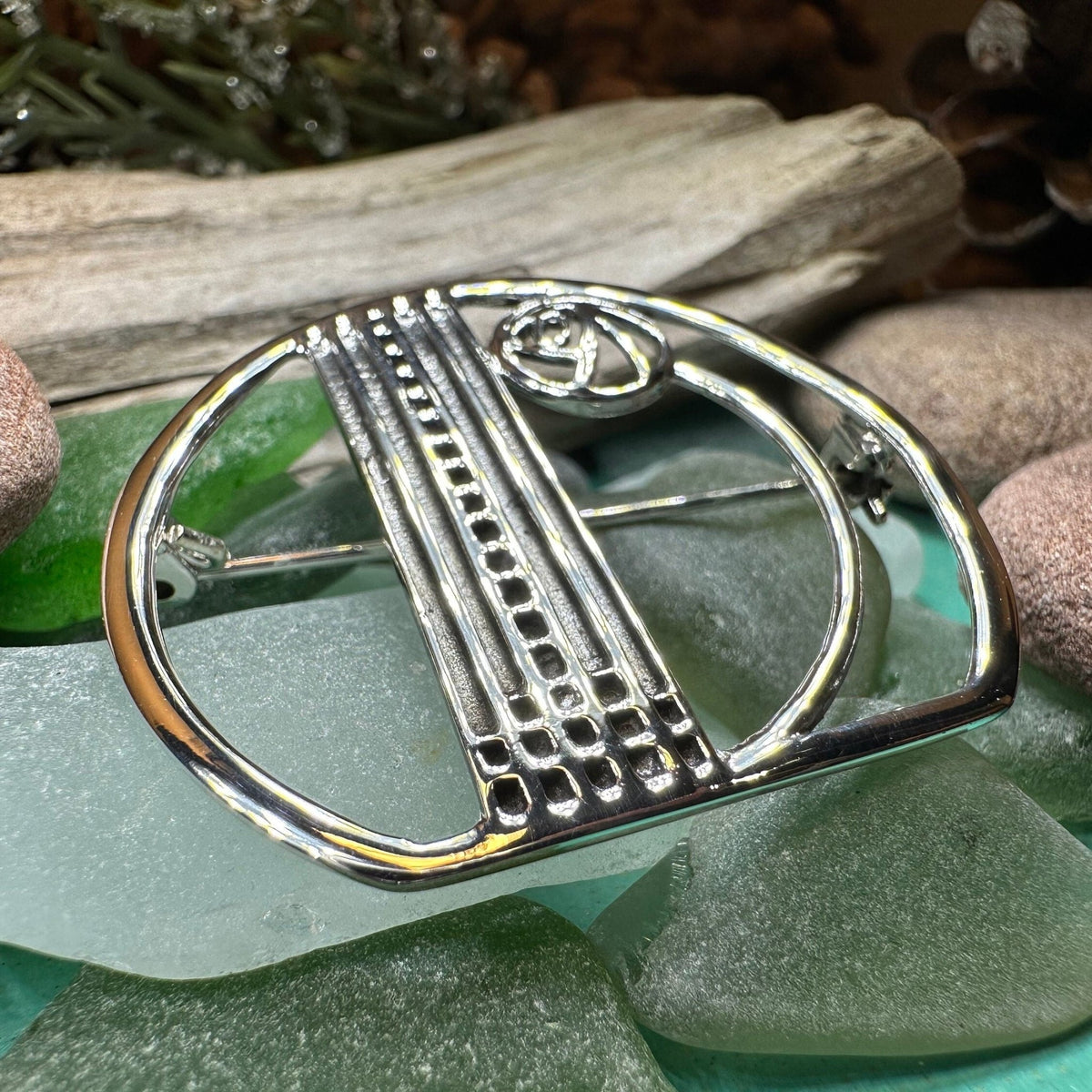Myra Scottish Mackintosh Rose Brooch in Sterling Silver Brooch La Vie Bien Myra Scottish Mackintosh Rose Brooch in Sterling Silver
