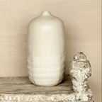 Nadia Vase