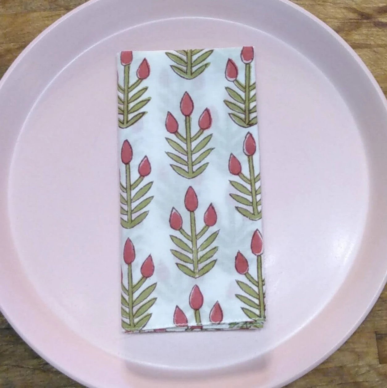 Napkin Set: Holiday Red & Green Tulip Print by Dekko Trading