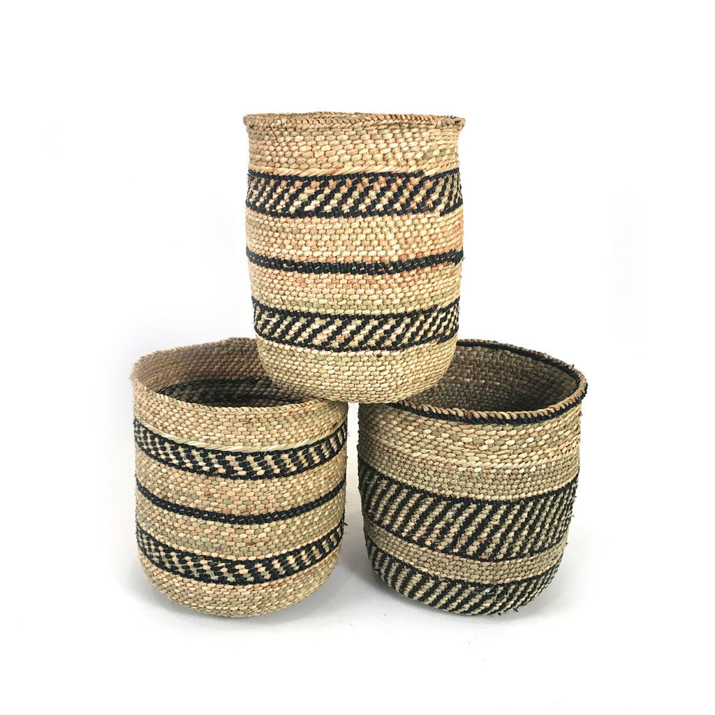 Natural African Iringa woven basket with Black Stripe La Vie Bien Natural African Iringa woven basket with Black Stripe