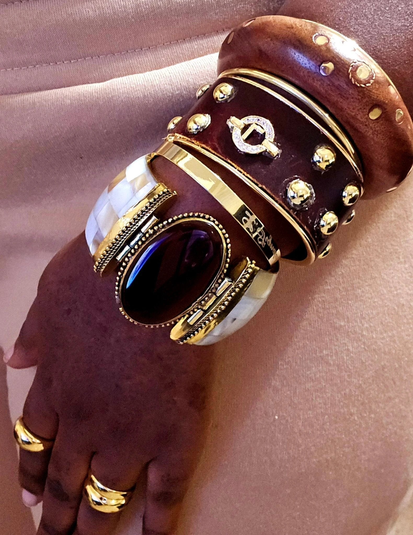 Natural Black Agate Shell Bangles by L.Signature Collection by L.Styles