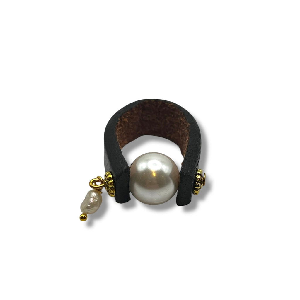 Natural Round Pearl Ring Ring La Vie Bien Natural Round Pearl Ring