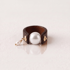 Natural Round Pearl Ring Ring La Vie Bien Natural Round Pearl Ring