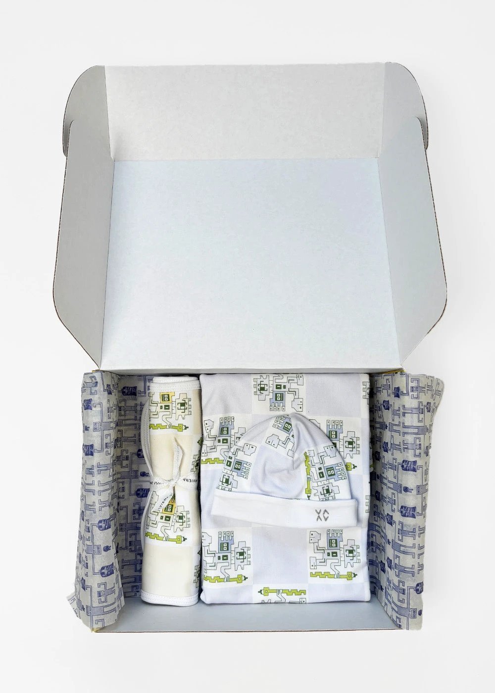 Newborn 3 pc Gift Set w Gift Box- "Protection Jaguar" GREEN by JAVIERA VARAS STUDIO