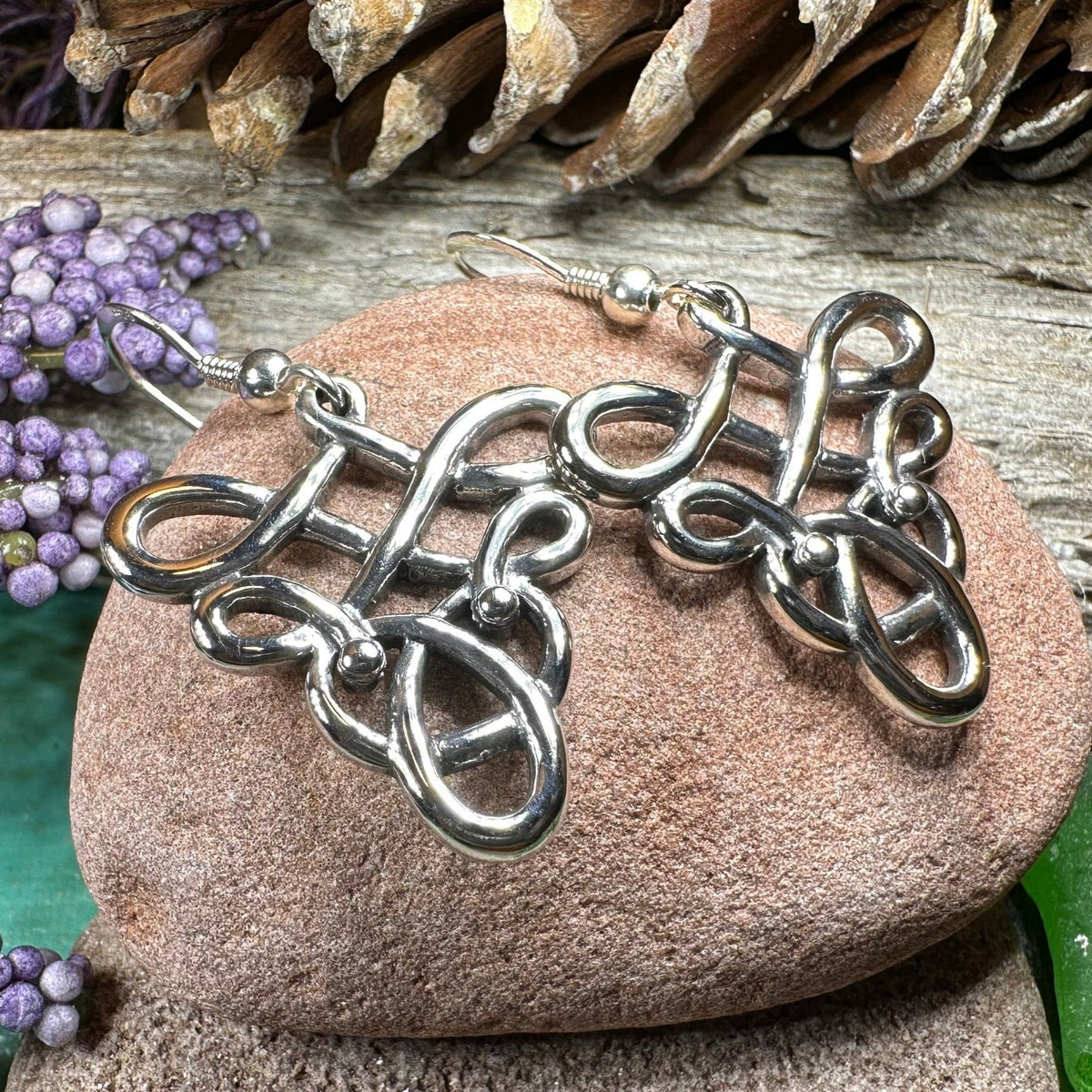 Nicollynne Celtic Knot Earrings Dangle Earrings La Vie Bien Nicollynne Celtic Knot Earrings