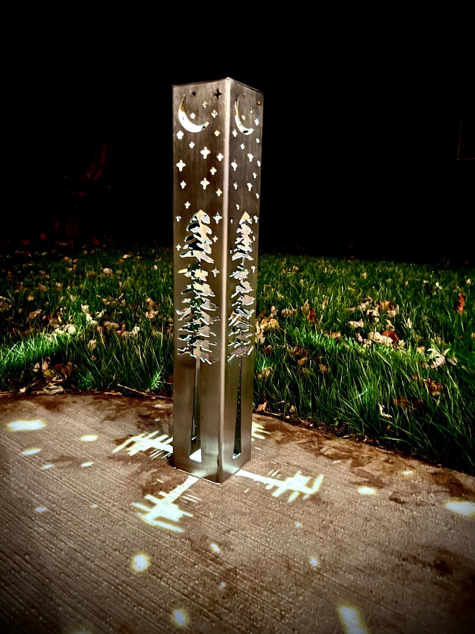 4-Sided Night Sky Pine Tree Solar Pillar - Steel
