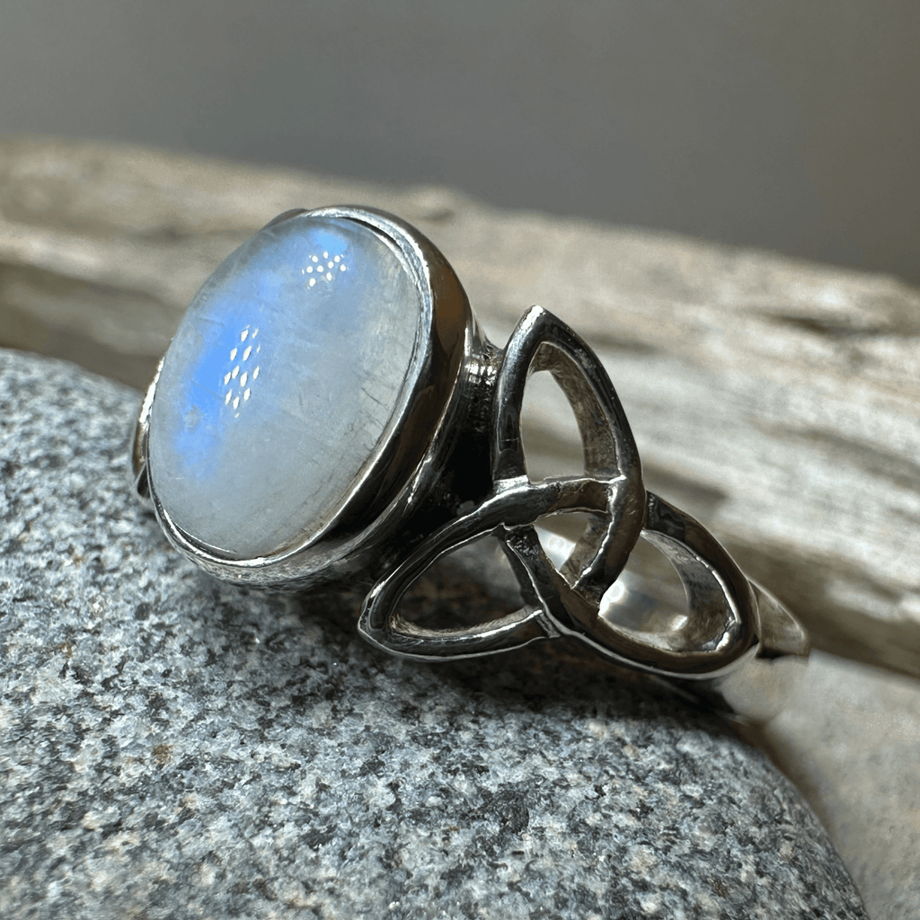 Nina Celtic Knot Moonstone Ring for Women Ring La Vie Bien Nina Celtic Knot Moonstone Ring for Women