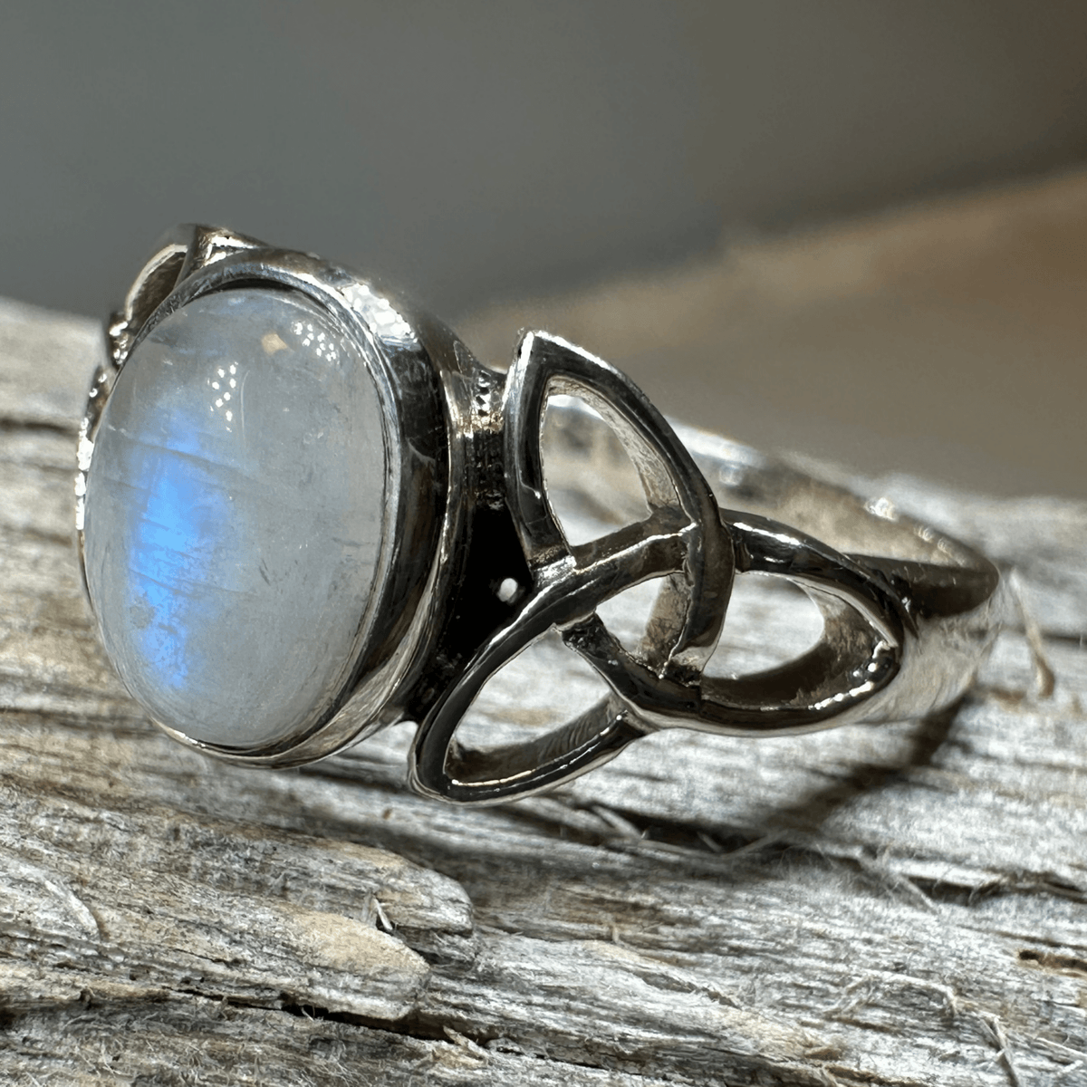Nina Celtic Knot Moonstone Ring for Women Ring La Vie Bien Nina Celtic Knot Moonstone Ring for Women