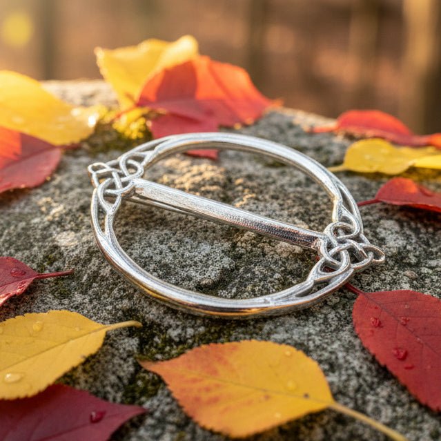 Noelle Celtic Knot Scarf Ring - Handmade in England Scarf Ring La Vie Bien Noelle Celtic Knot Scarf Ring - Handmade in England