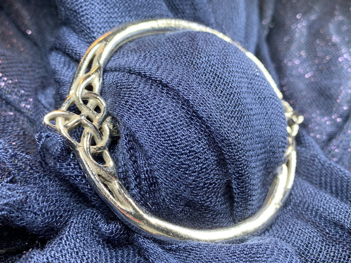 Noelle Celtic Knot Scarf Ring - Handmade in England Scarf Ring La Vie Bien Noelle Celtic Knot Scarf Ring - Handmade in England
