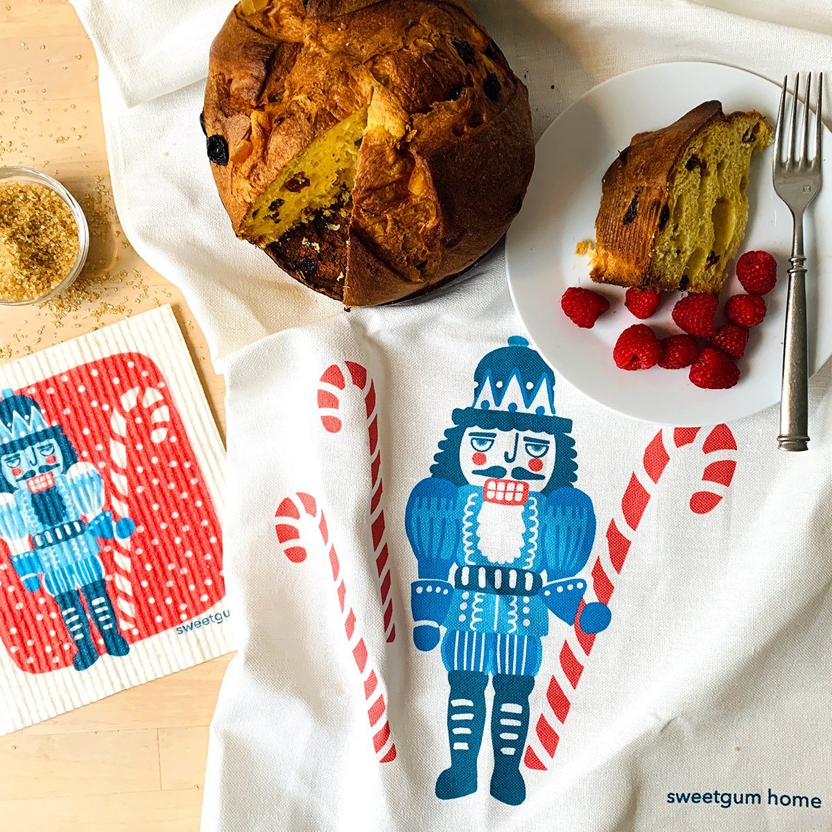 Nutcracker Tea Towel + 1 Swedish Dishcloth Bundle Tea Towel La Vie Bien Nutcracker Tea Towel + 1 Swedish Dishcloth Bundle