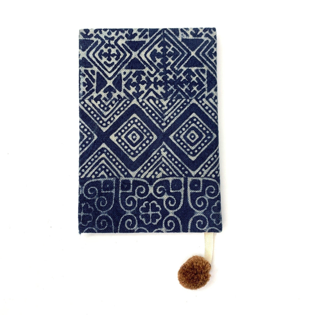 Oasis Indigo Batik Lined Notebook - Thailand La Vie Bien Oasis Indigo Batik Lined Notebook - Thailand