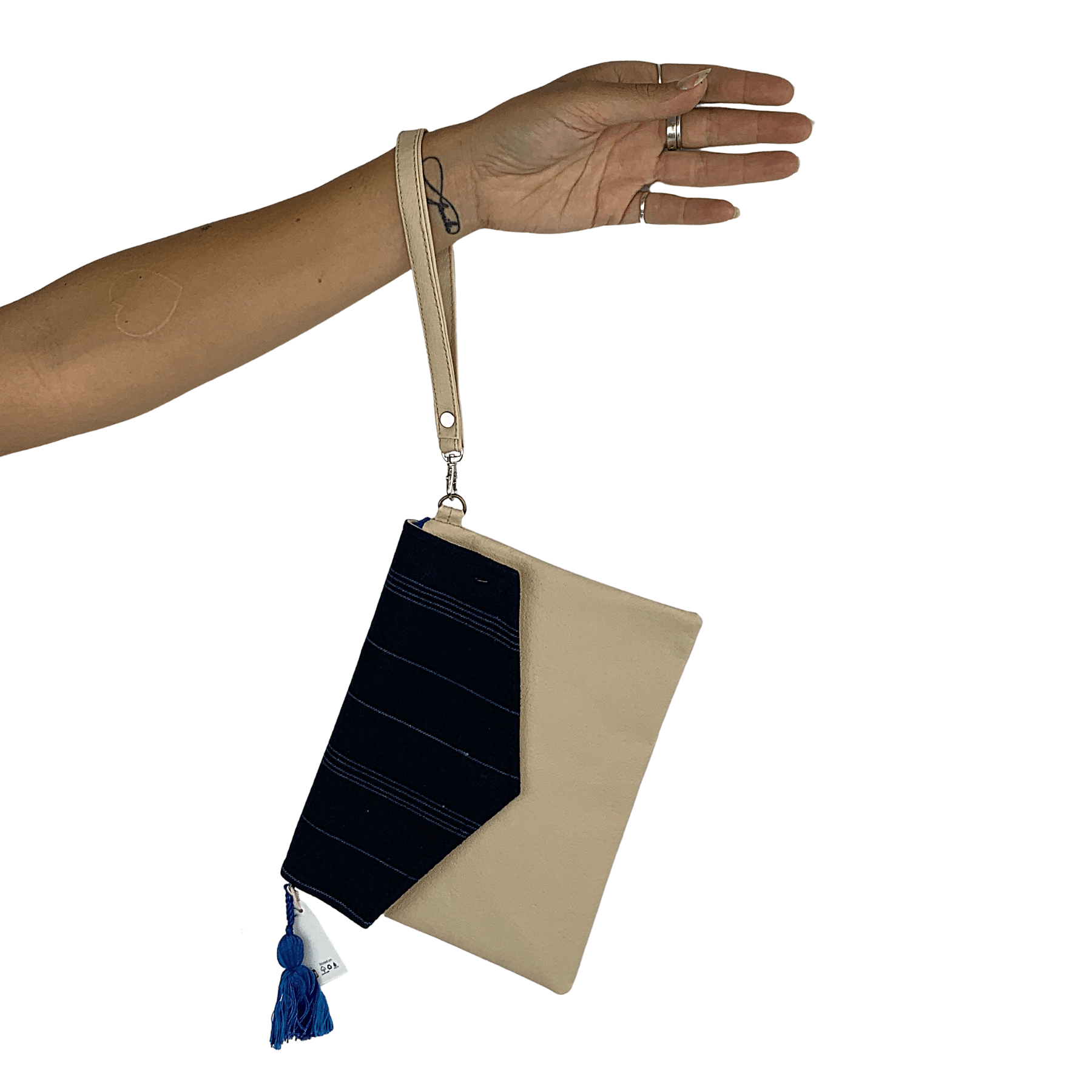 Oasis Vegan Leather Wristlet - Guatemala Wristlets La Vie Bien Oasis Vegan Leather Wristlet - Guatemala