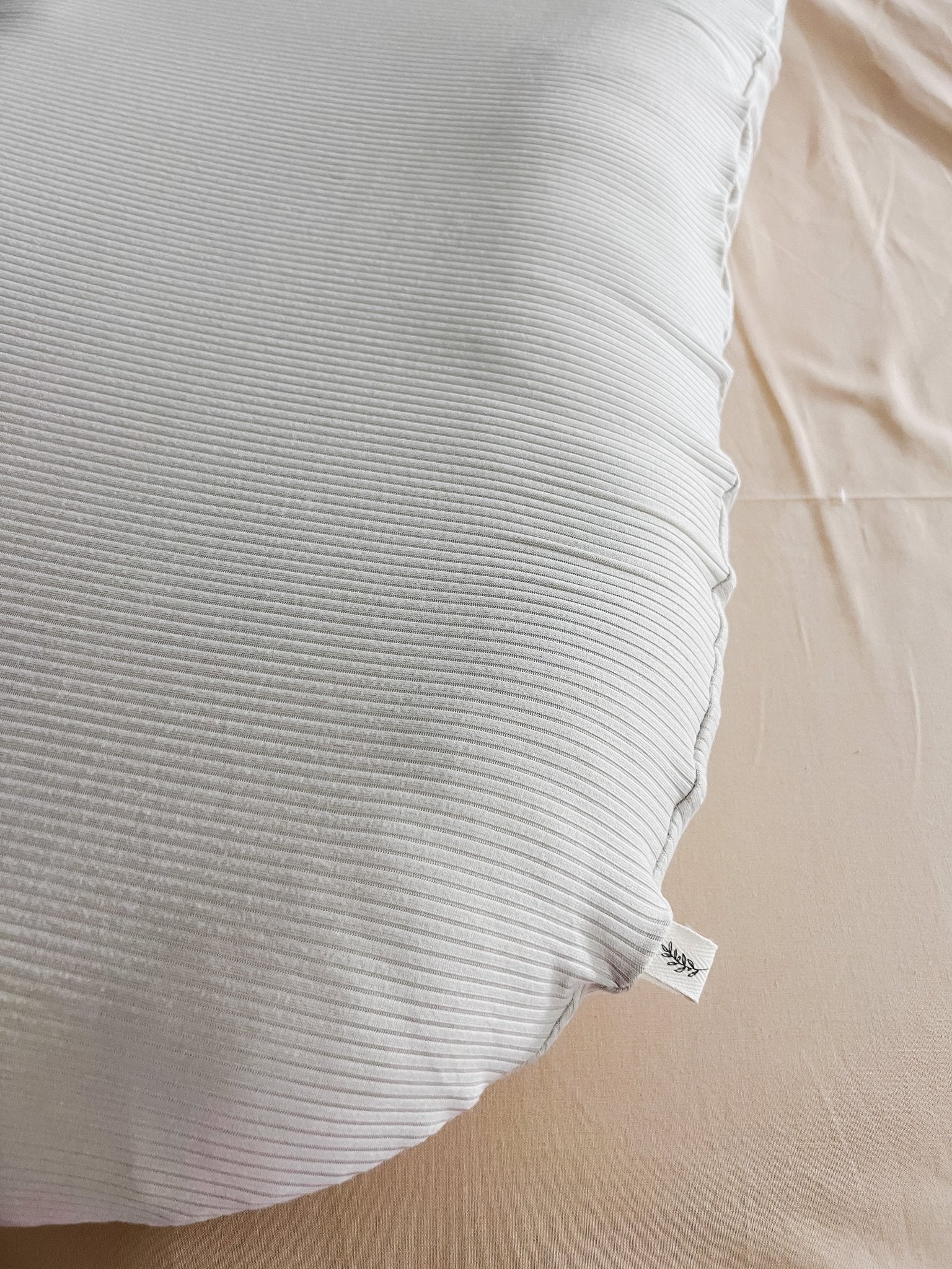 Oat Ribbed Baby Lounger Cover La Vie Bien Oat Ribbed Baby Lounger Cover