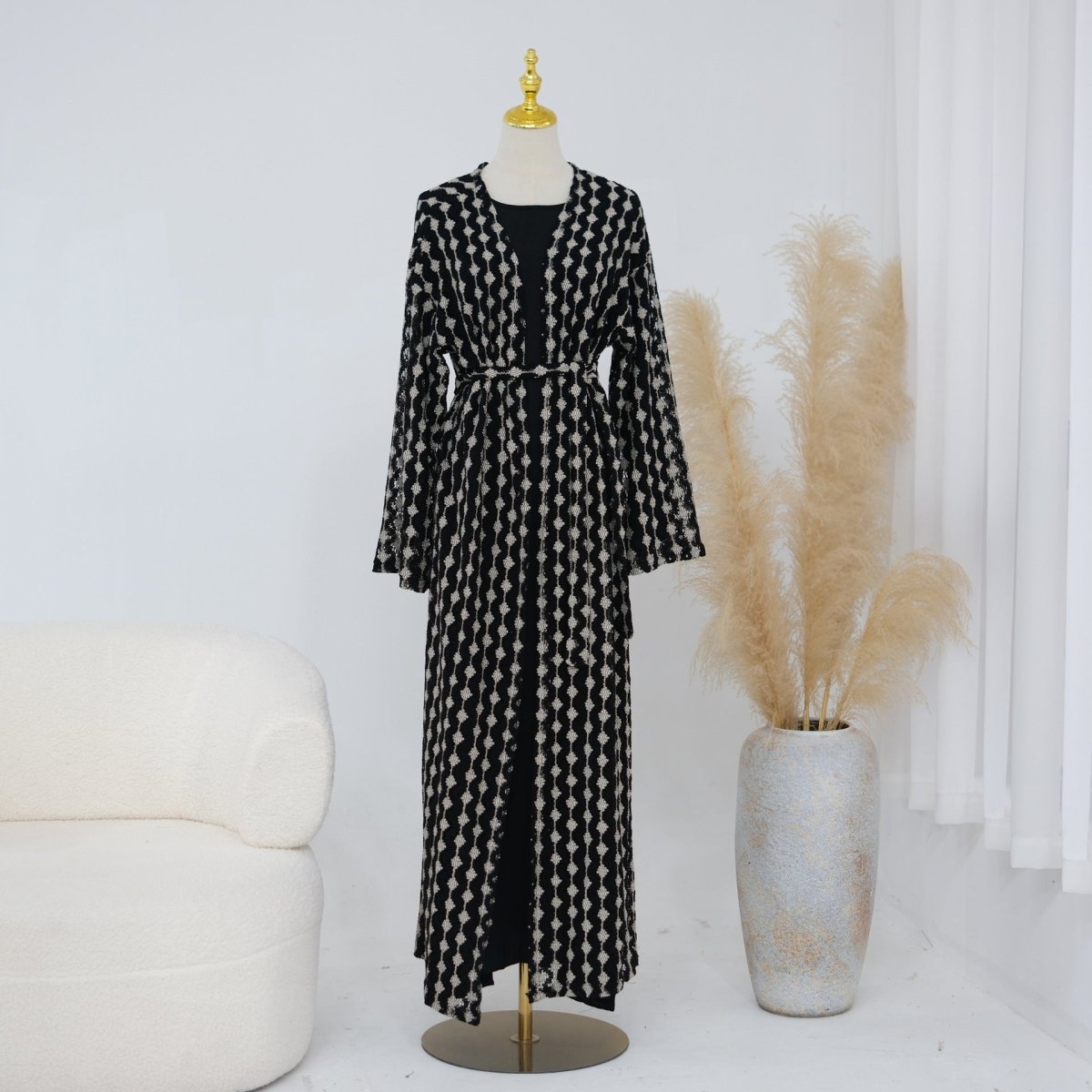 Openwork Lace Knit Open Abaya(MOA327) La Vie Bien Openwork Lace Knit Open Abaya(MOA327)