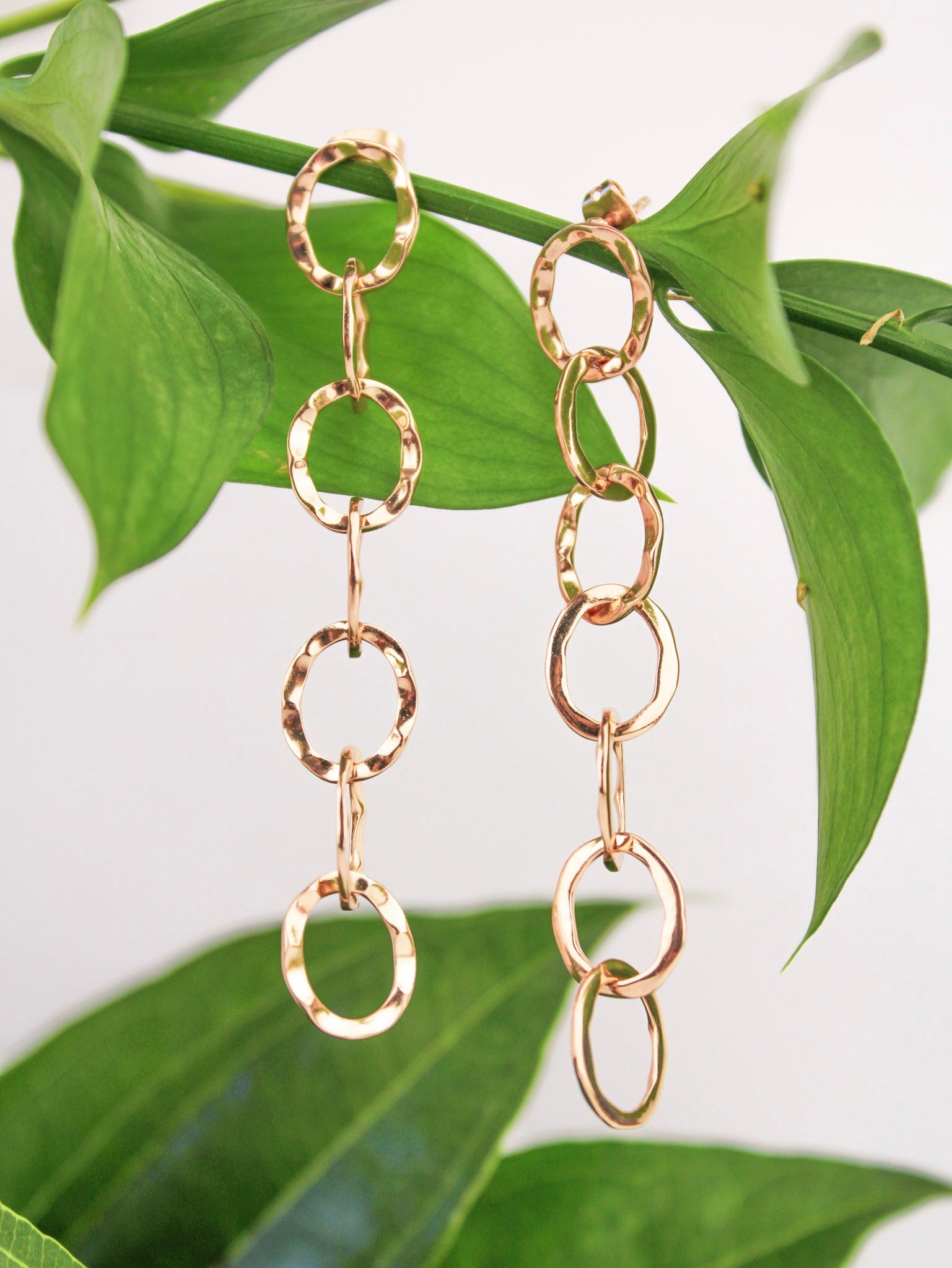 Organic Chain Link Earrings Earrings La Vie Bien Organic Chain Link Earrings