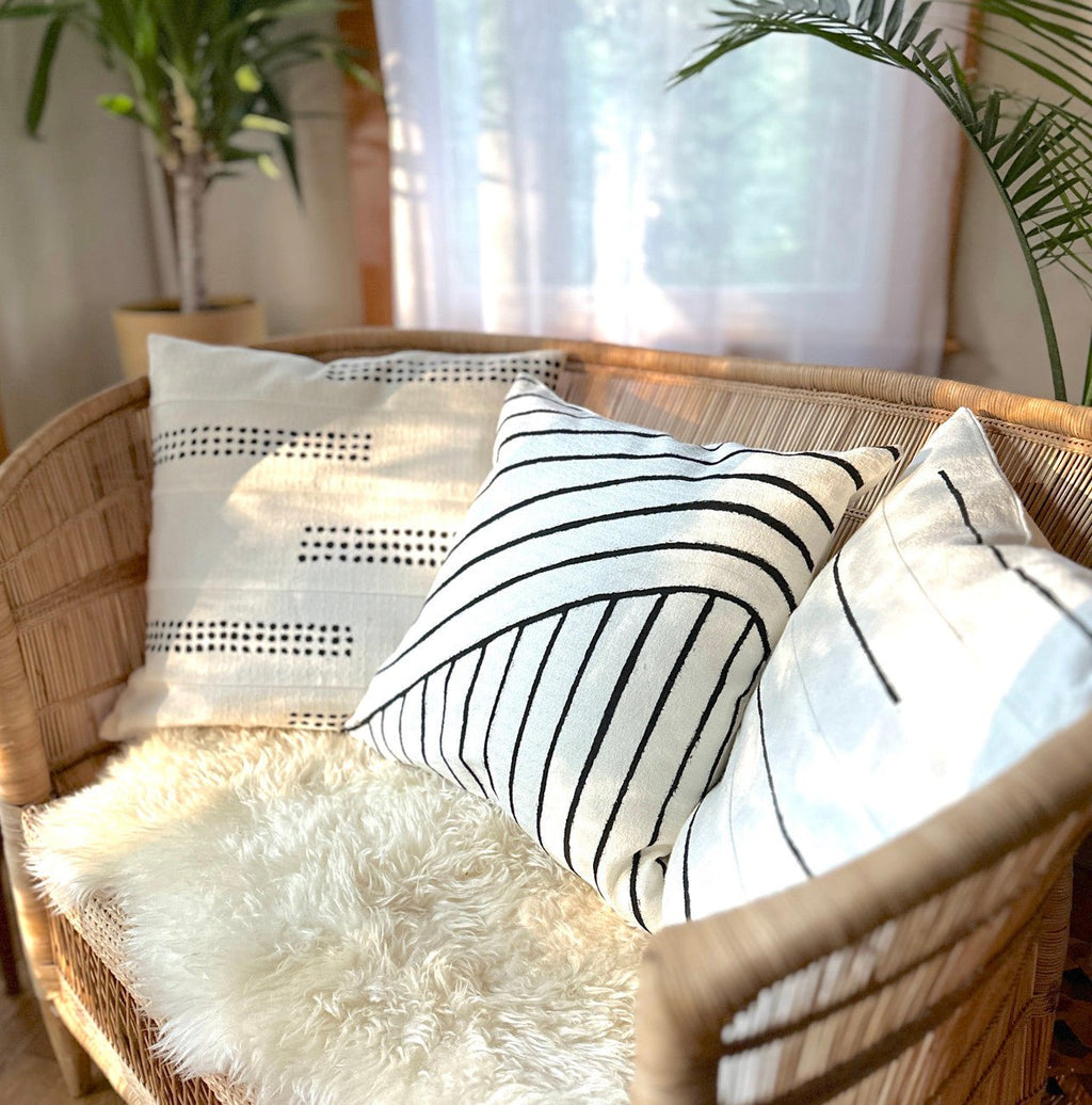 Organic Lines White Sadza Pillow La Vie Bien Organic Lines White Sadza Pillow