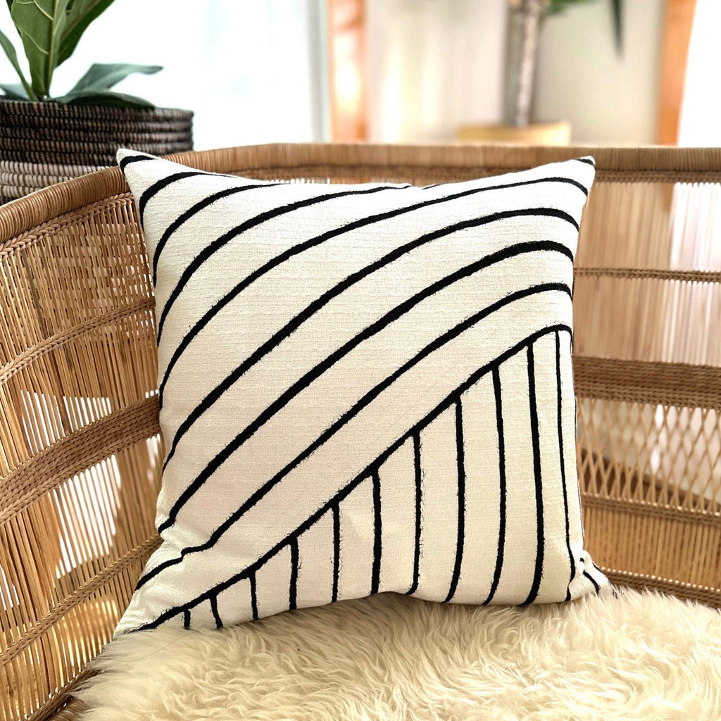Organic Lines White Sadza Pillow La Vie Bien Organic Lines White Sadza Pillow