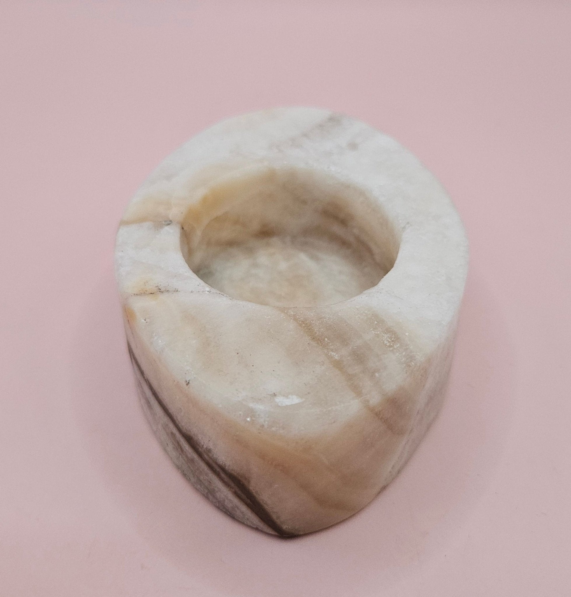 Oval Onyx Candle Holder – 3.7x2.6x1.2" Candle Holder La Vie Bien Oval Onyx Candle Holder – 3.7x2.6x1.2"
