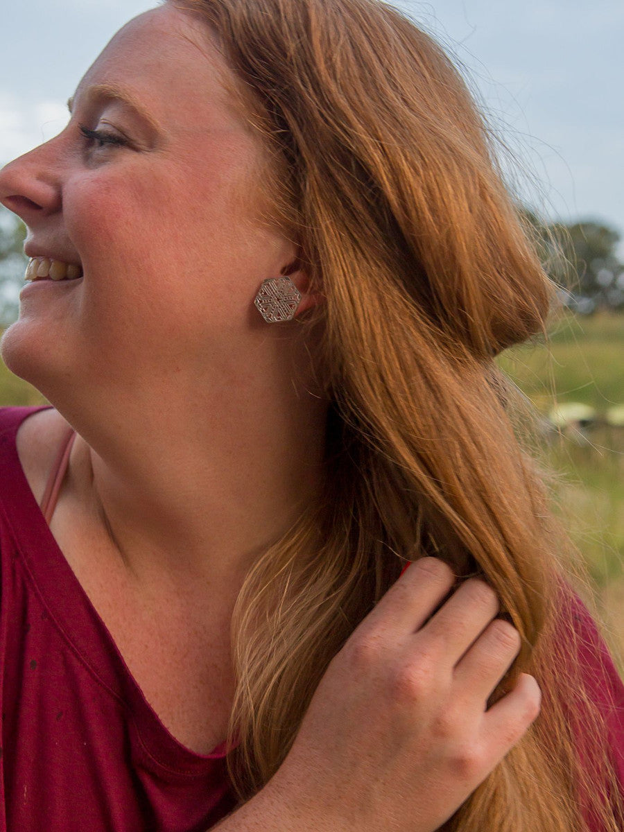 Snowflake Studs - Silver