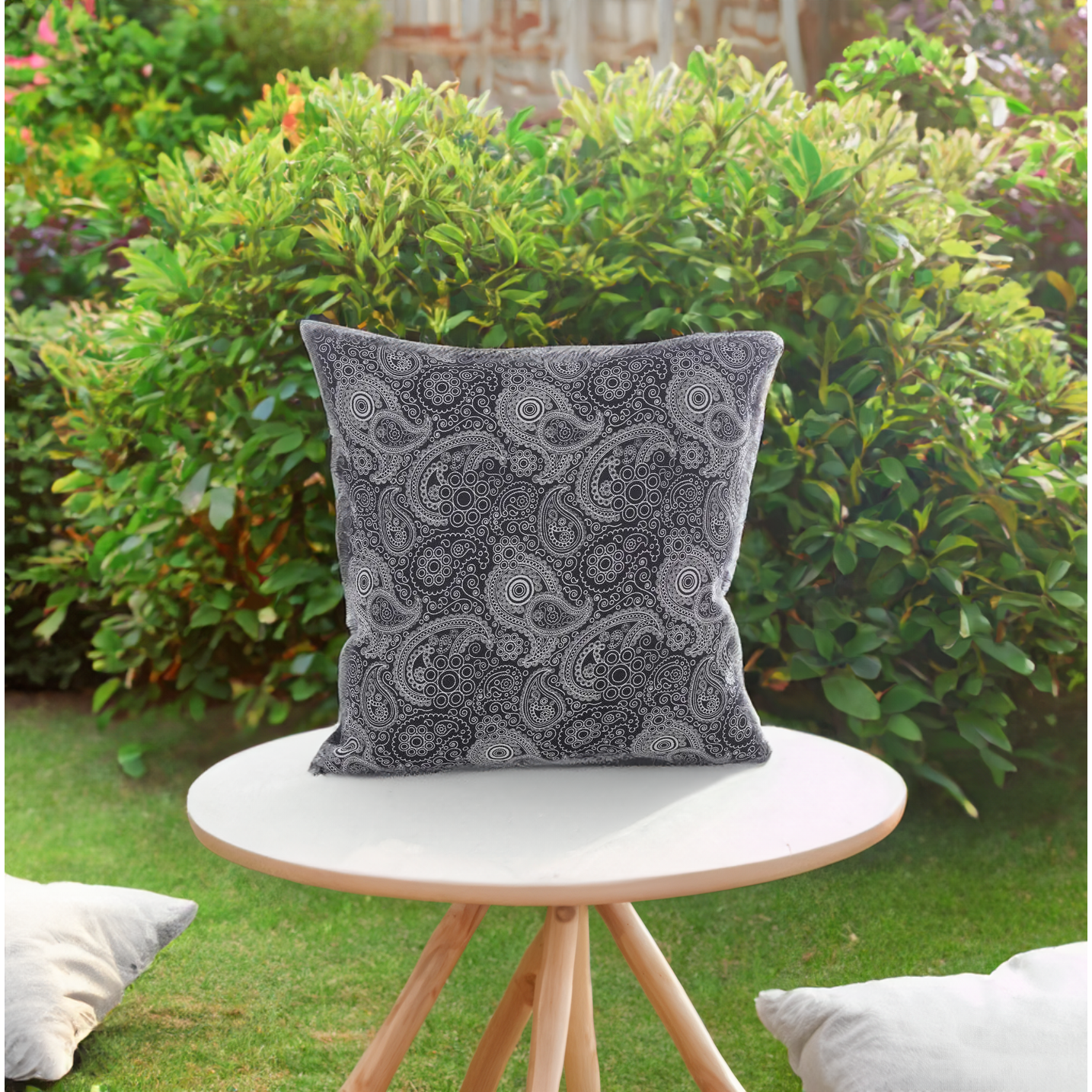 Paisley Bird Printed Cushion - Thailand Decor La Vie Bien Paisley Bird Printed Cushion - Thailand