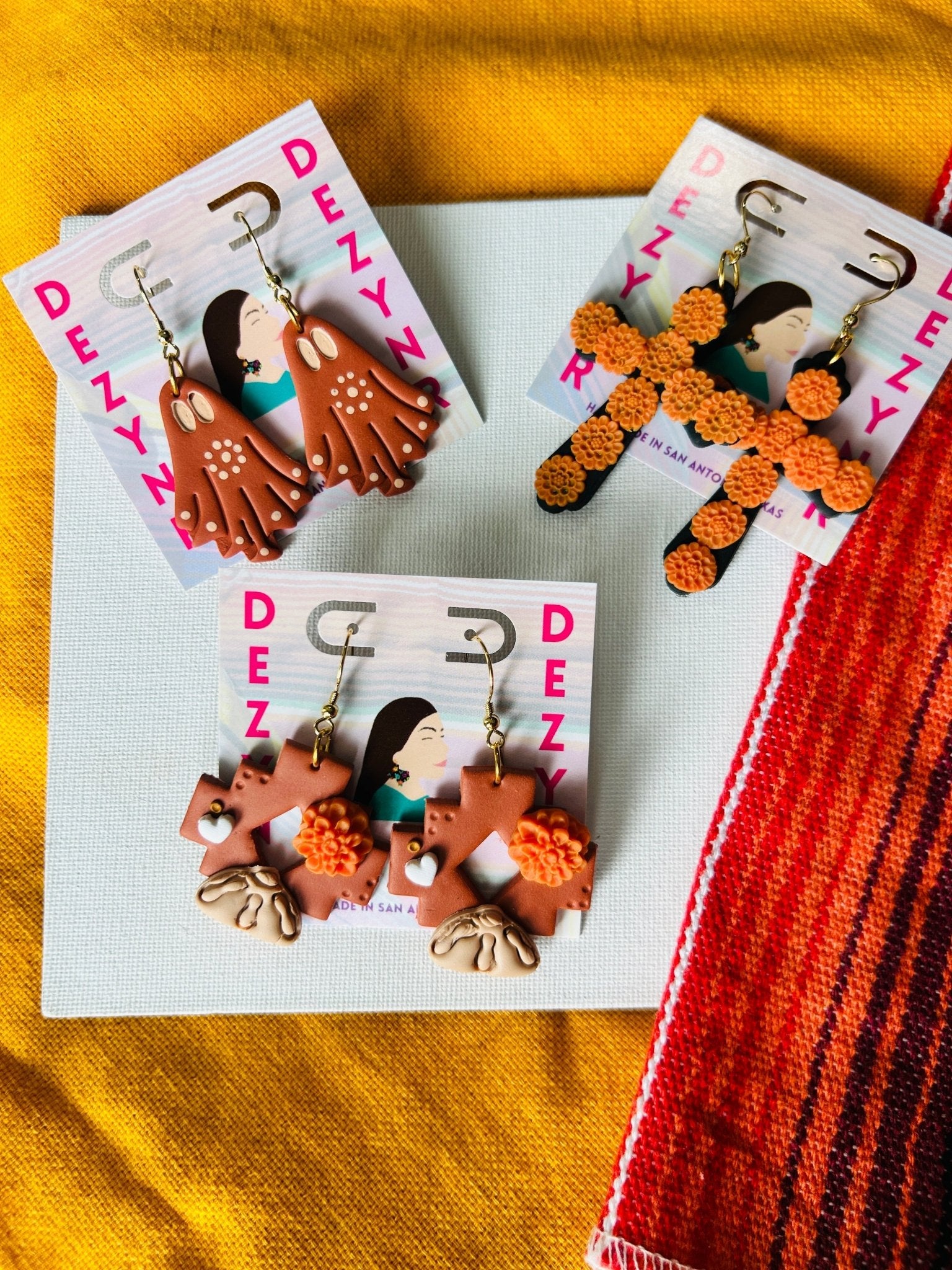 Pan de Muerto Altar earrings Earrings La Vie Bien Pan de Muerto Altar earrings