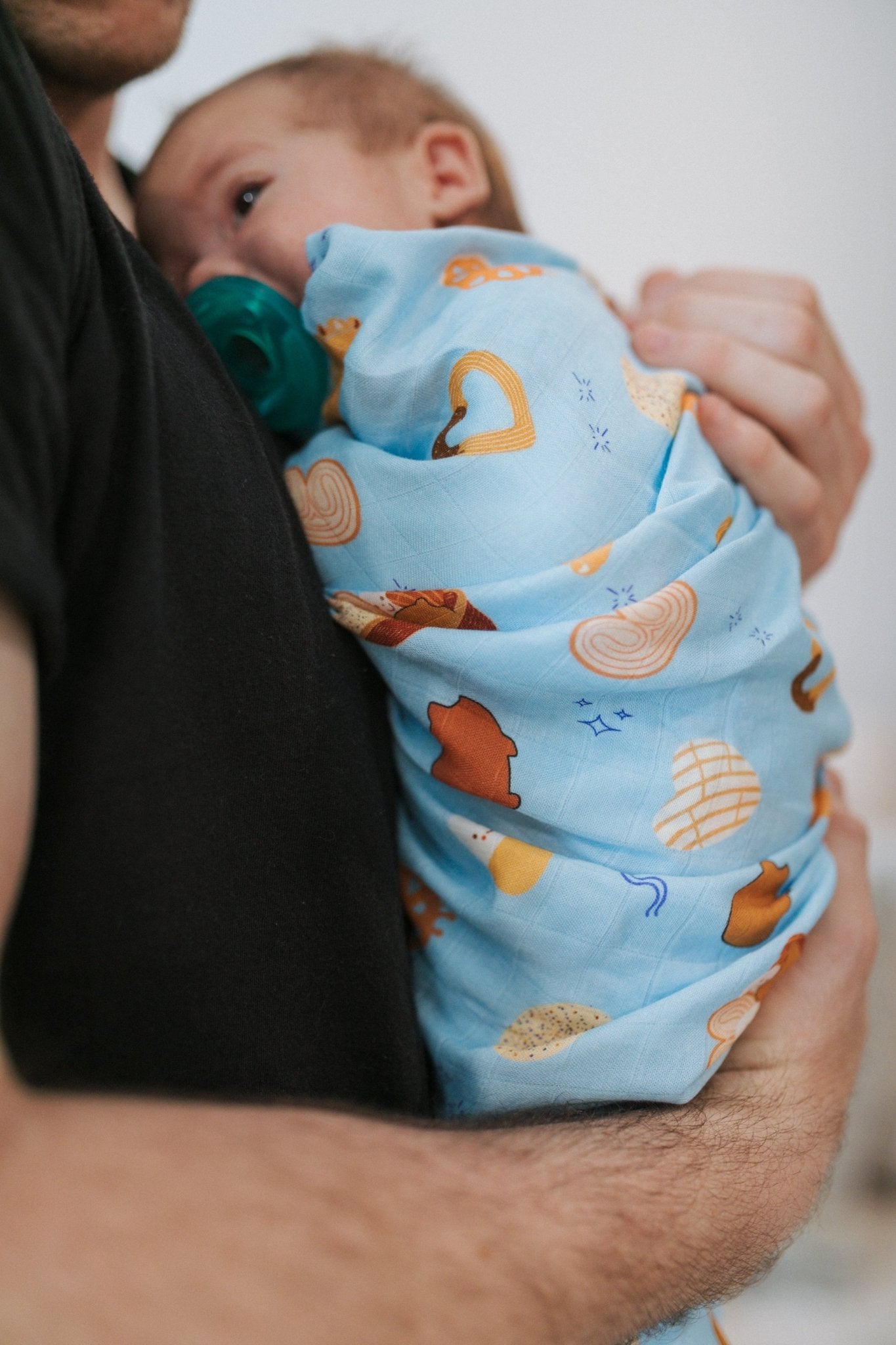 Pan Dulce Muslin Swaddle La Vie Bien Pan Dulce Muslin Swaddle