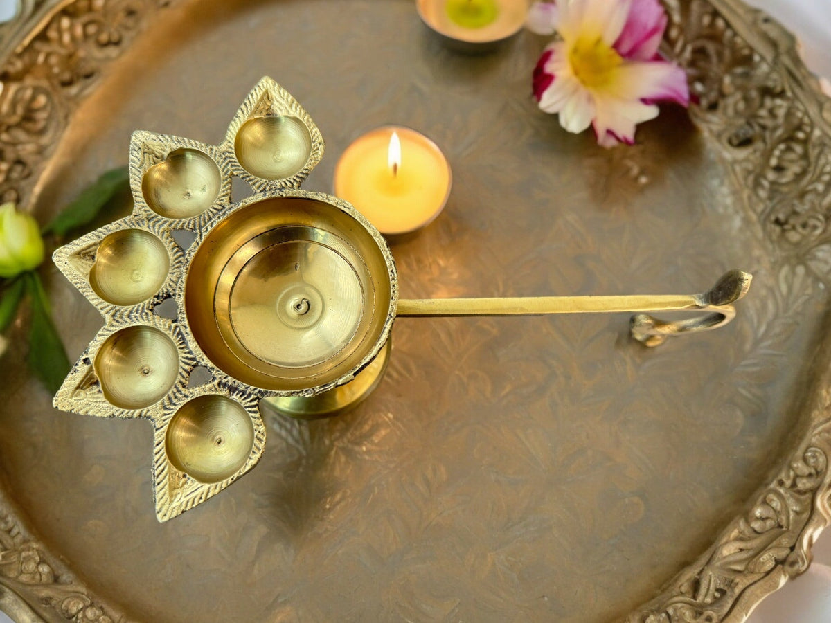 Panch Aarti Diya Diyas & Samai La Vie Bien Panch Aarti Diya