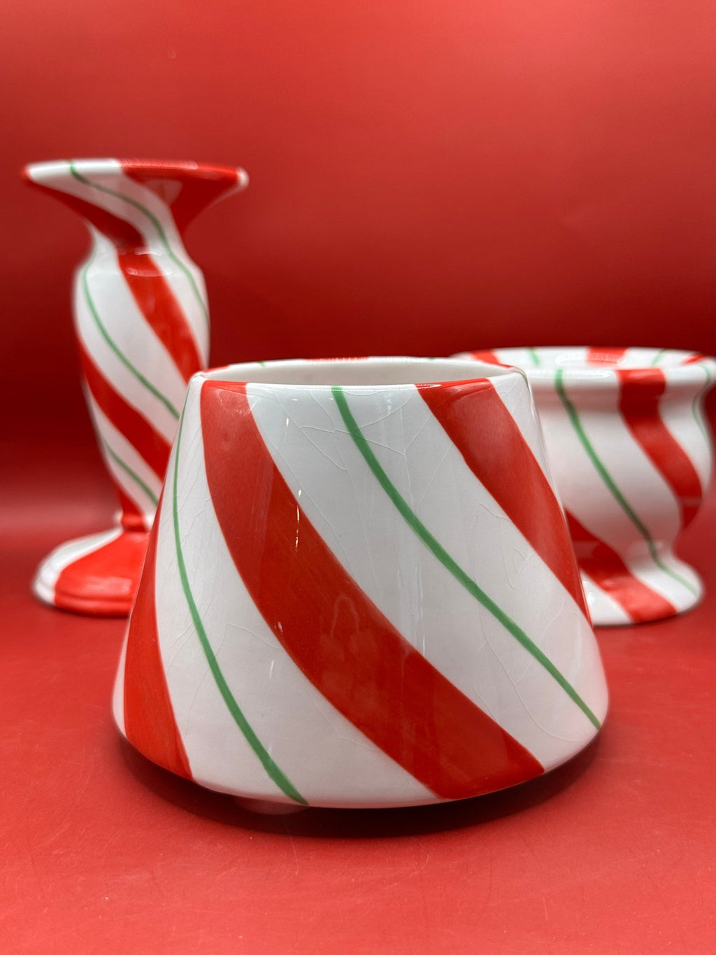 Peppermint Swirl Christmas Candle Holder – 3 Piece Set La Vie Bien Peppermint Swirl Christmas Candle Holder – 3 Piece Set