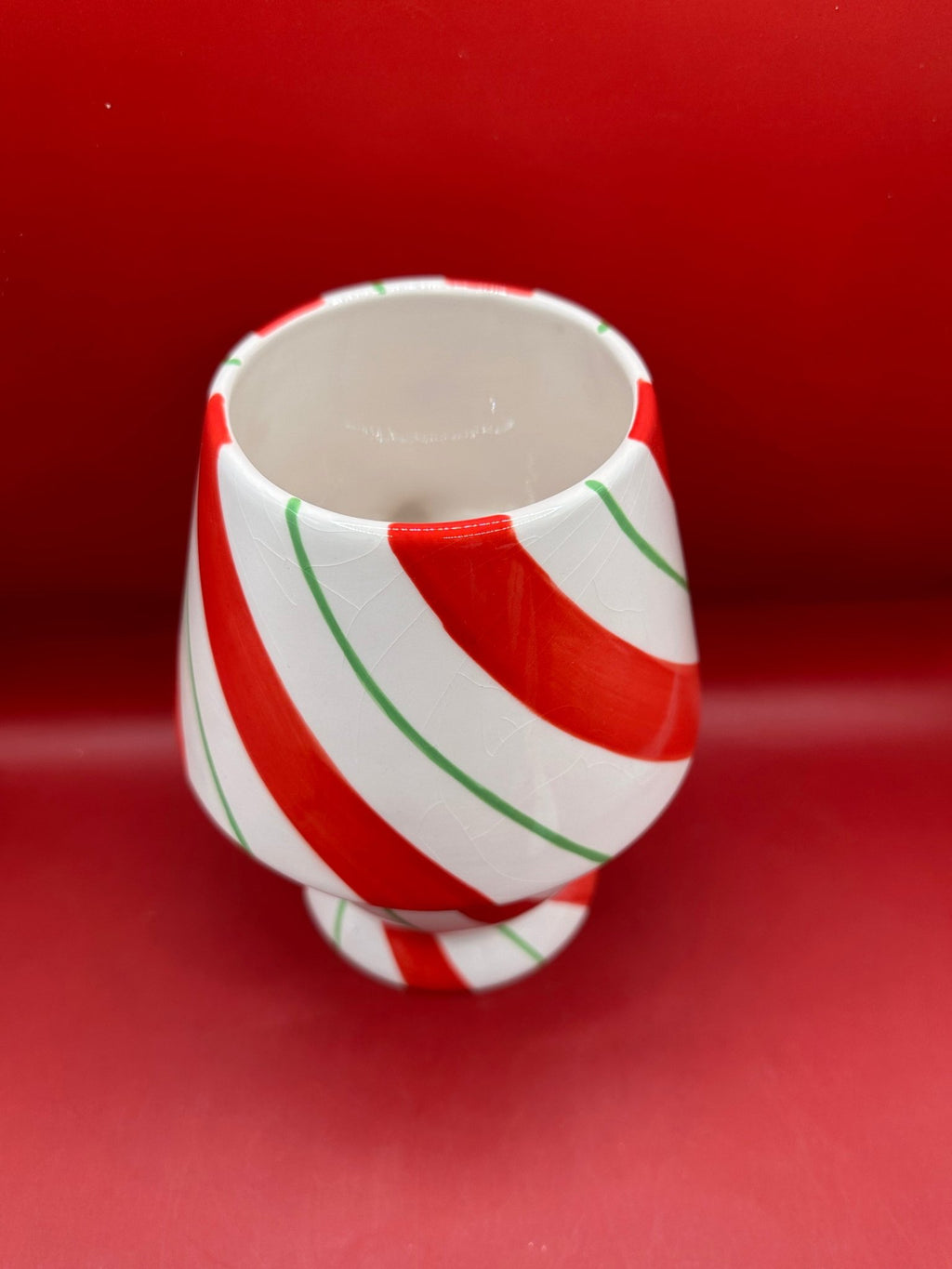 Peppermint Swirl Christmas Candle Holder – 3 Piece Set La Vie Bien Peppermint Swirl Christmas Candle Holder – 3 Piece Set