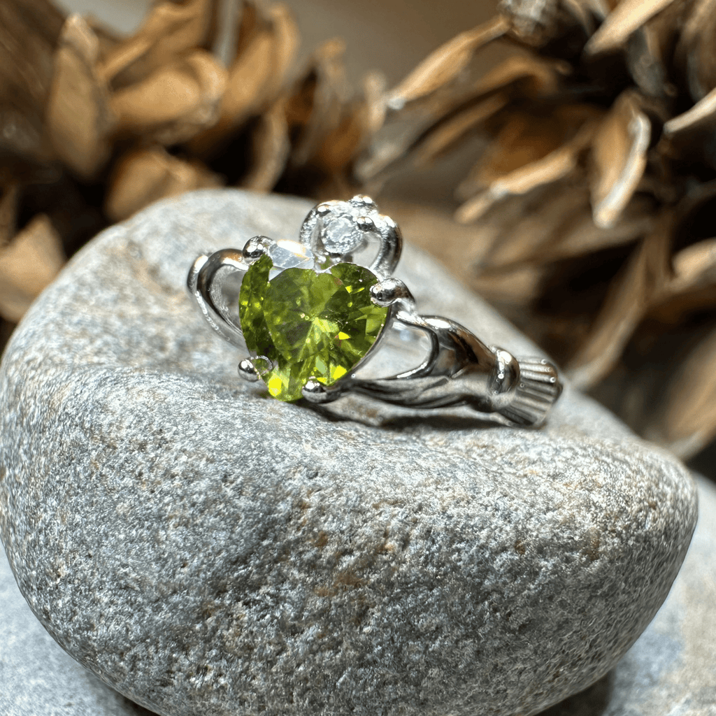 Peridot Green Claddagh Ring Ring La Vie Bien Peridot Green Claddagh Ring