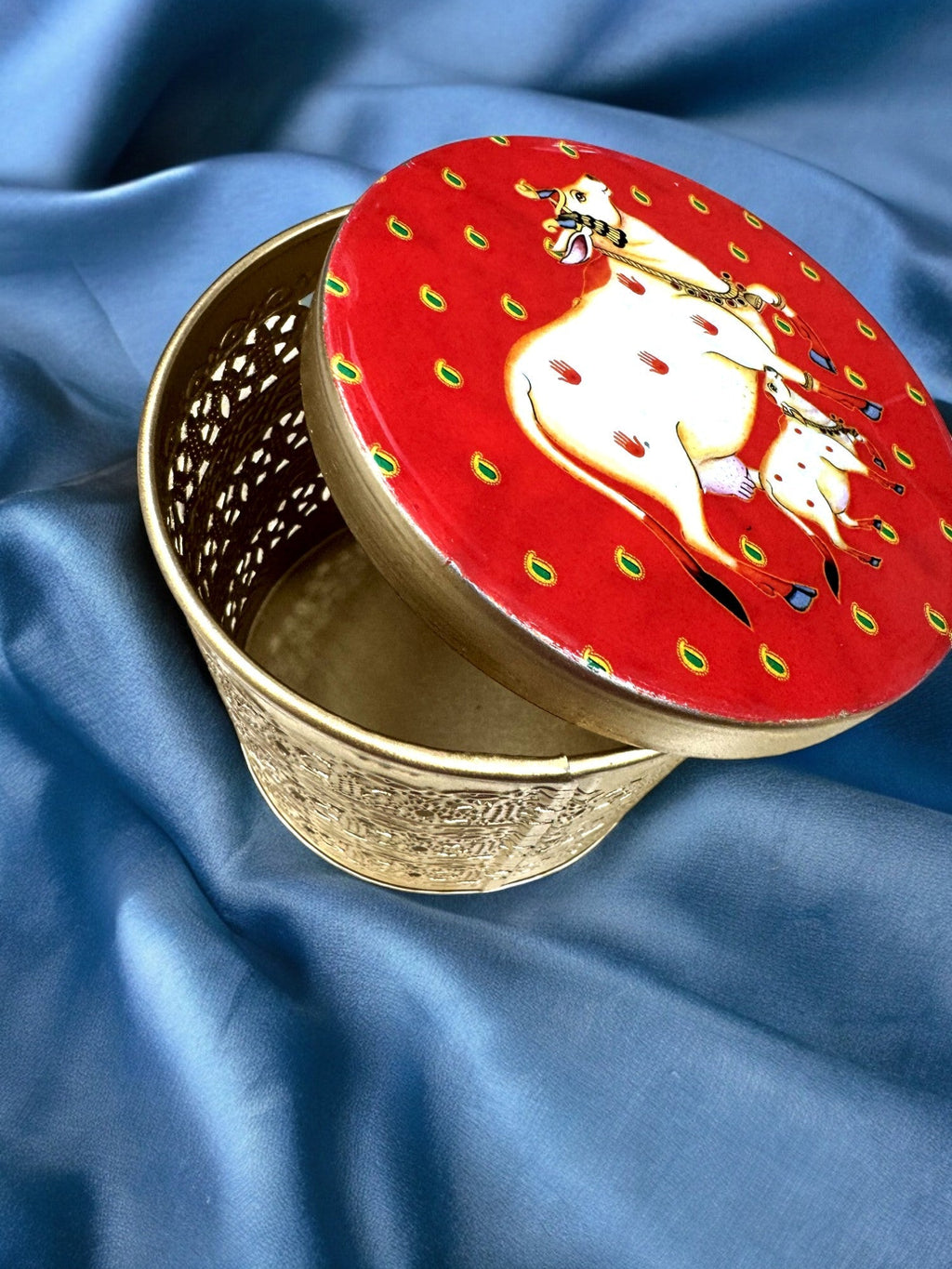 Pichwai Round Trinket Box Home Decor La Vie Bien Pichwai Round Trinket Box