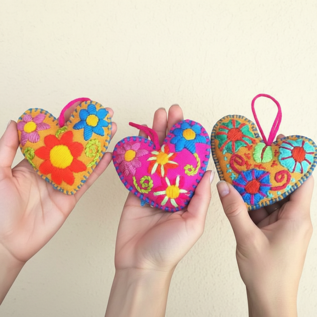 Pick Color! Corazon Heart Embroidered Handmade Valentine's Day Gift Ornament - Mexico Decor La Vie Bien Pick Color! Corazon Heart Embroidered Handmade Valentine's Day Gift Ornament - Mexico