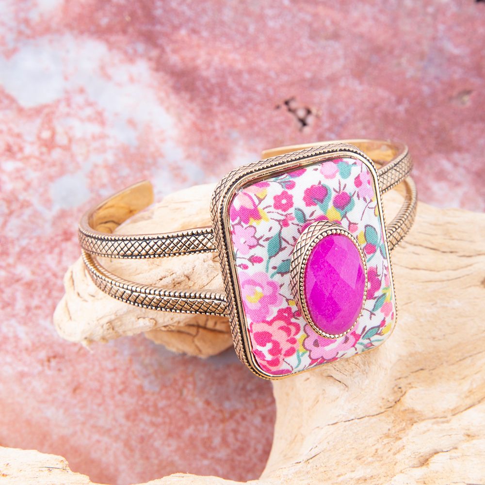 Pink Agate Stacked Stone Floral Cuff Bracelet Bracelets La Vie Bien Pink Agate Stacked Stone Floral Cuff Bracelet