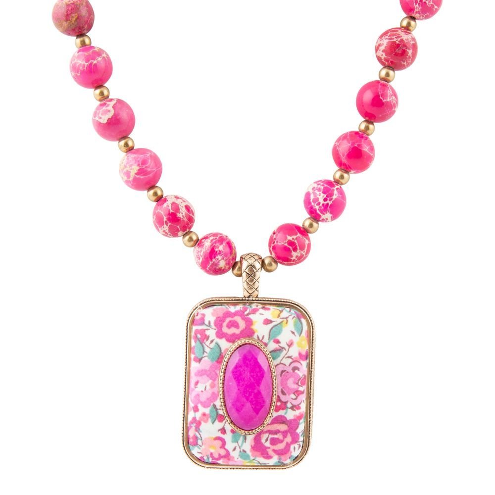 Pink Agate Stacked Stone Floral Pendant Necklace Necklaces La Vie Bien Pink Agate Stacked Stone Floral Pendant Necklace
